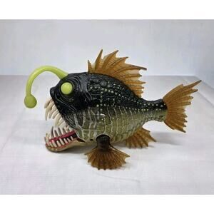 2014 Chap Mei Toys R Us Deep Sea Anglerfish Glow in the Dark 9.5" Toy